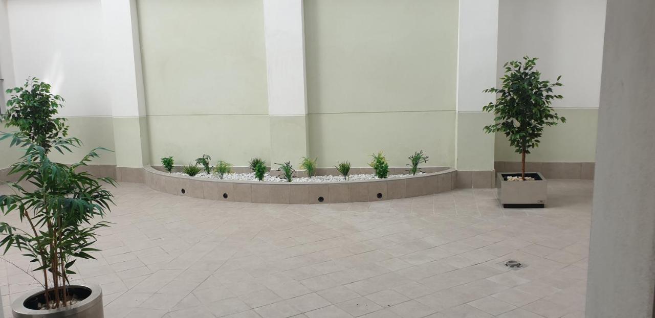 Apartamento Atico Aire De Triana Sevilla Exterior foto