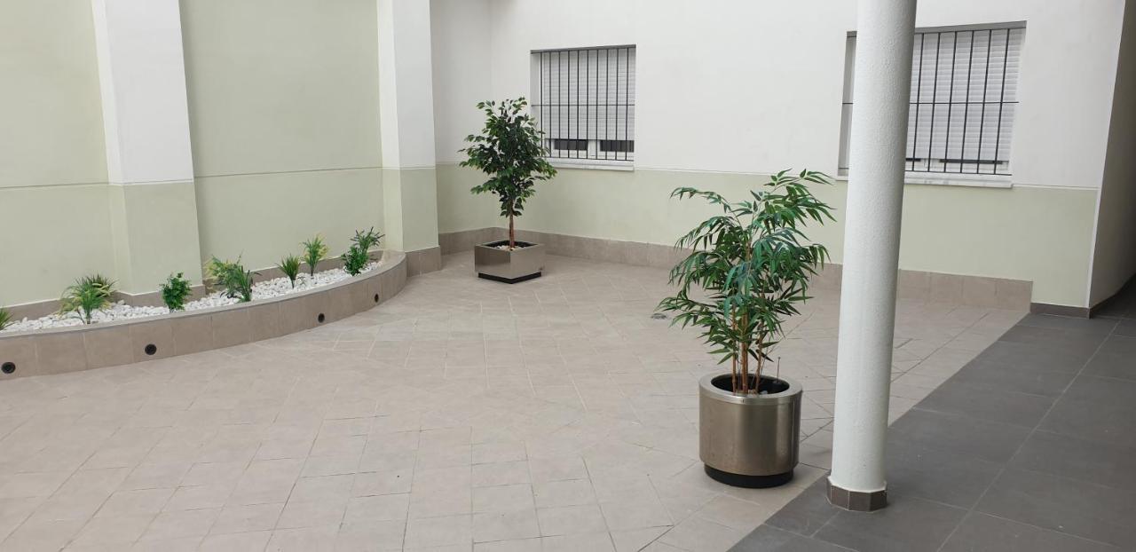 Apartamento Atico Aire De Triana Sevilla Exterior foto
