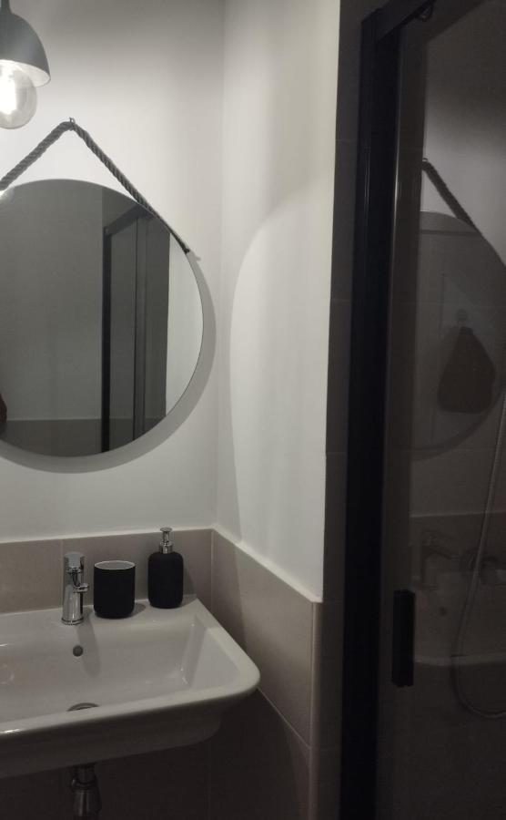 Apartamento Atico Aire De Triana Sevilla Exterior foto
