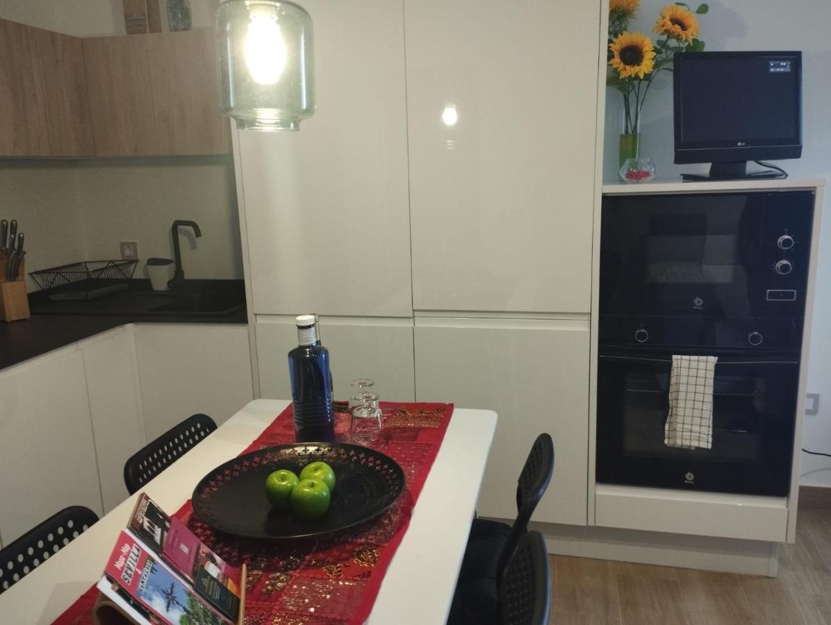 Apartamento Atico Aire De Triana Sevilla Exterior foto