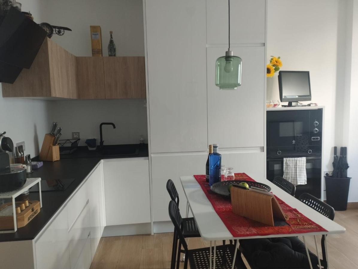Apartamento Atico Aire De Triana Sevilla Exterior foto