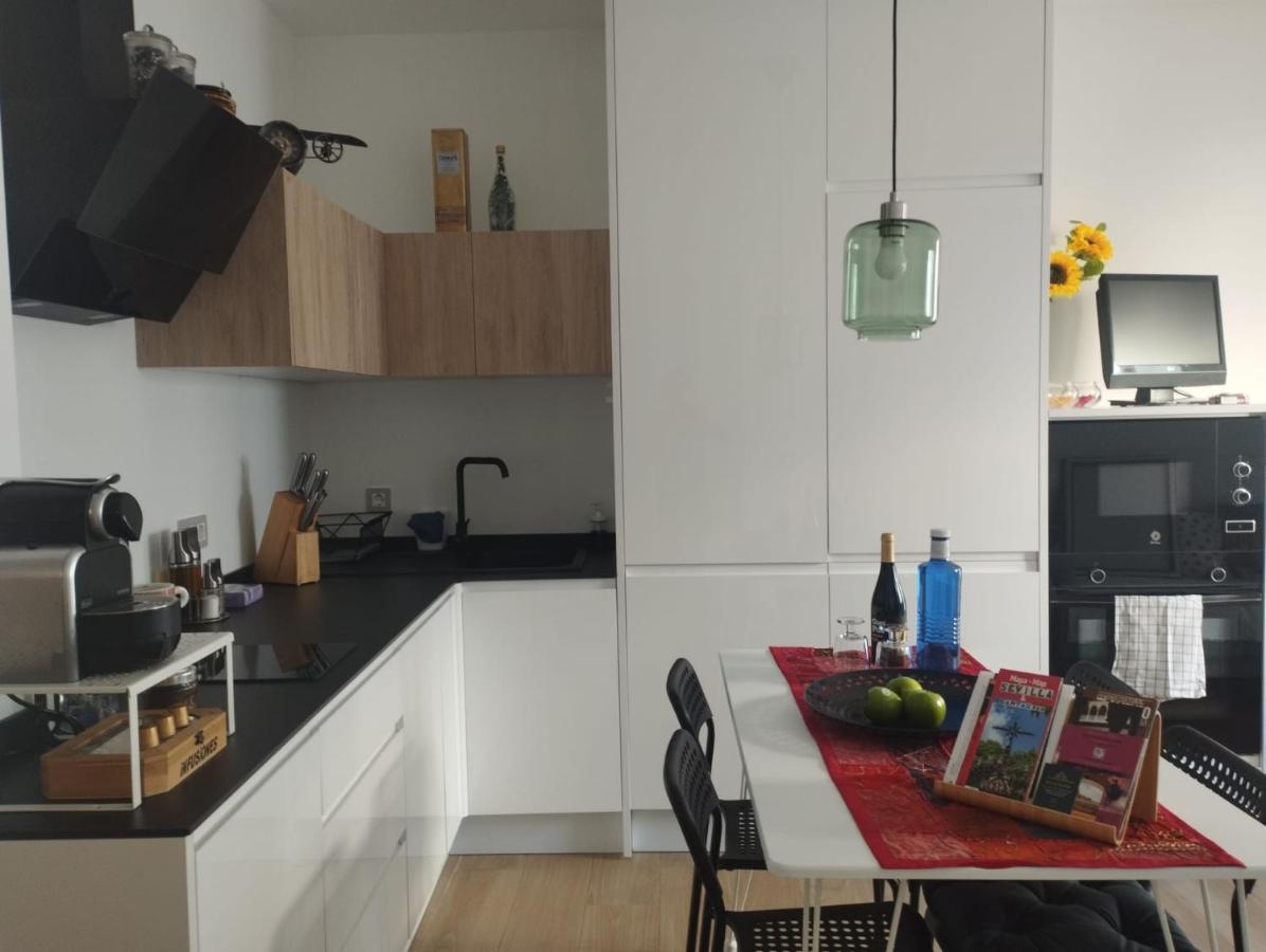 Apartamento Atico Aire De Triana Sevilla Exterior foto