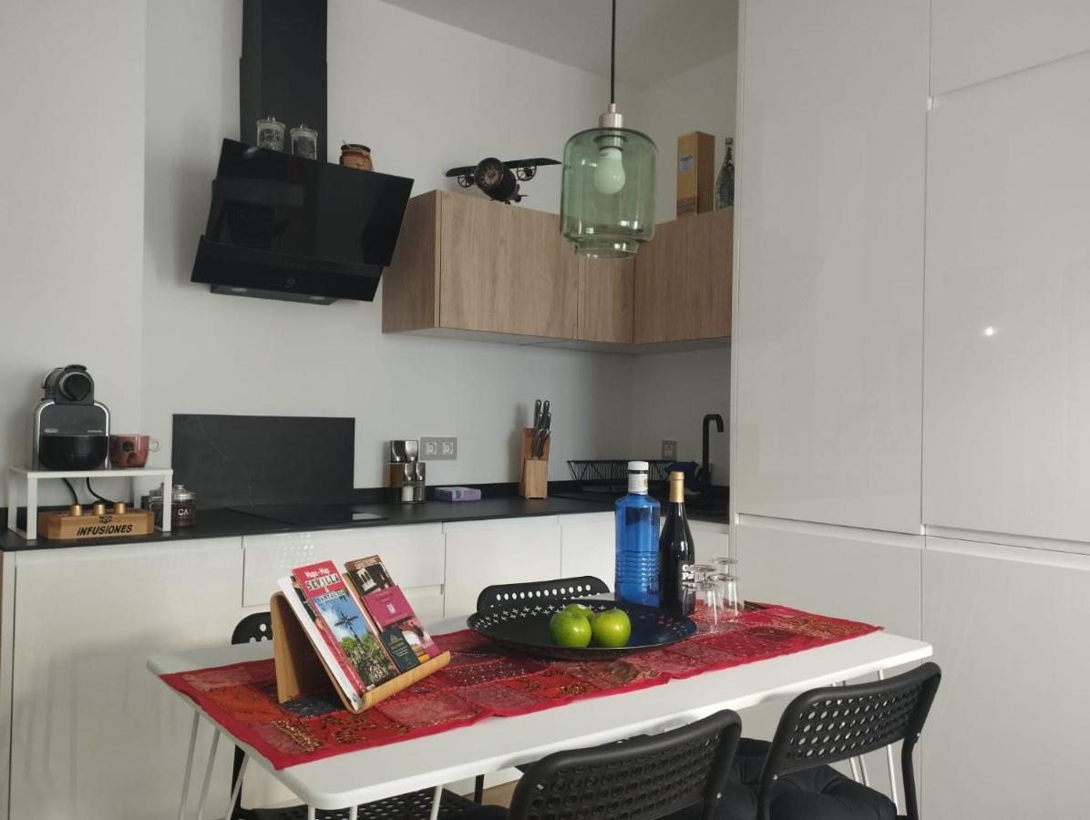 Apartamento Atico Aire De Triana Sevilla Exterior foto